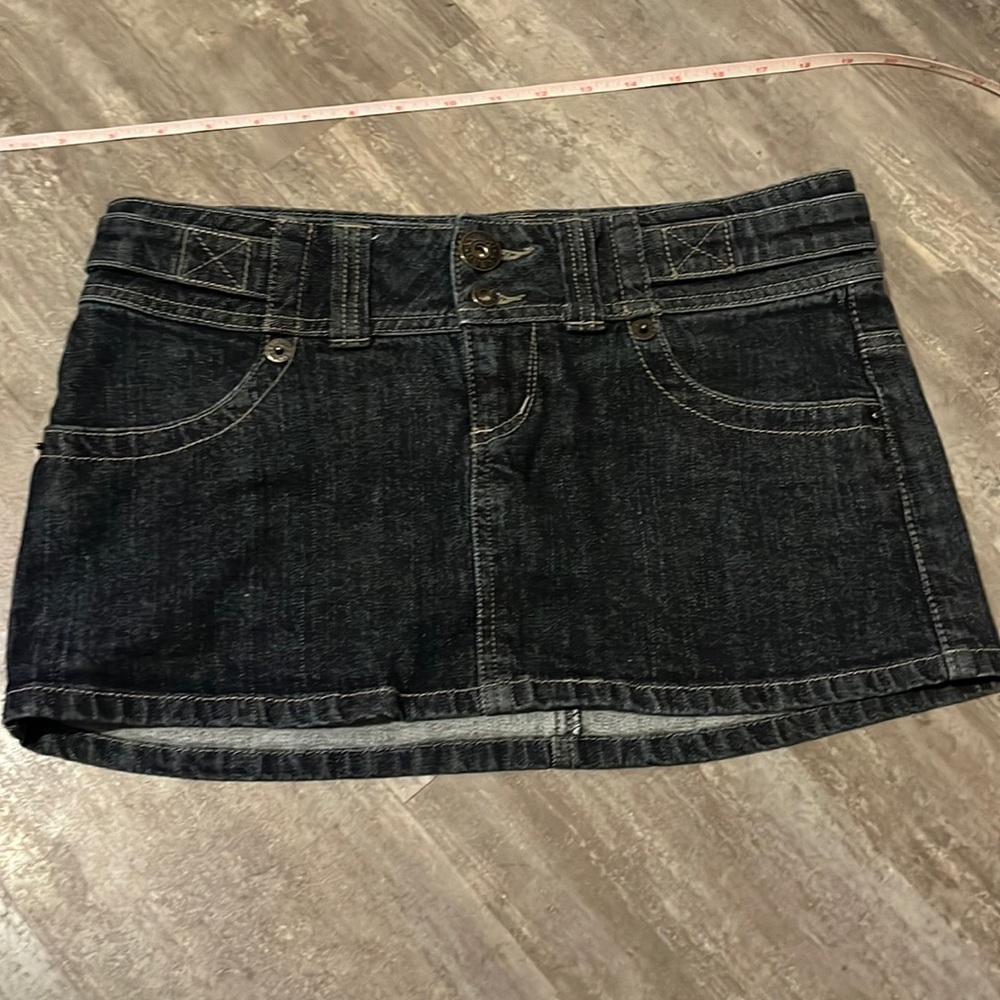 Vintage mini mini Guess Skirt size 27